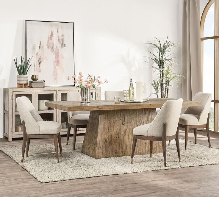 ivy Dinner Table